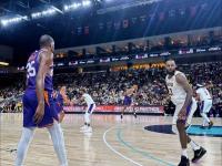 FB体育-包含新赛季异军突起考辛斯锁替补杜兰特伤退的词条