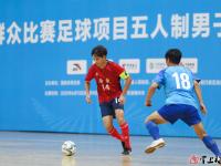 FB体育在线-精彩足球比赛过后，球员们互致掌声