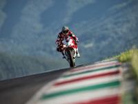 FB赛事直播-当佛罗伦萨的月光照进雷克雅未克，劳塔罗的生涯之夜与足球的永恒对话