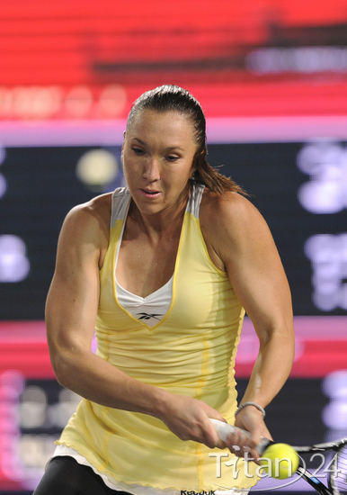 塞尔维亚选手在拳击比赛中取得第一名