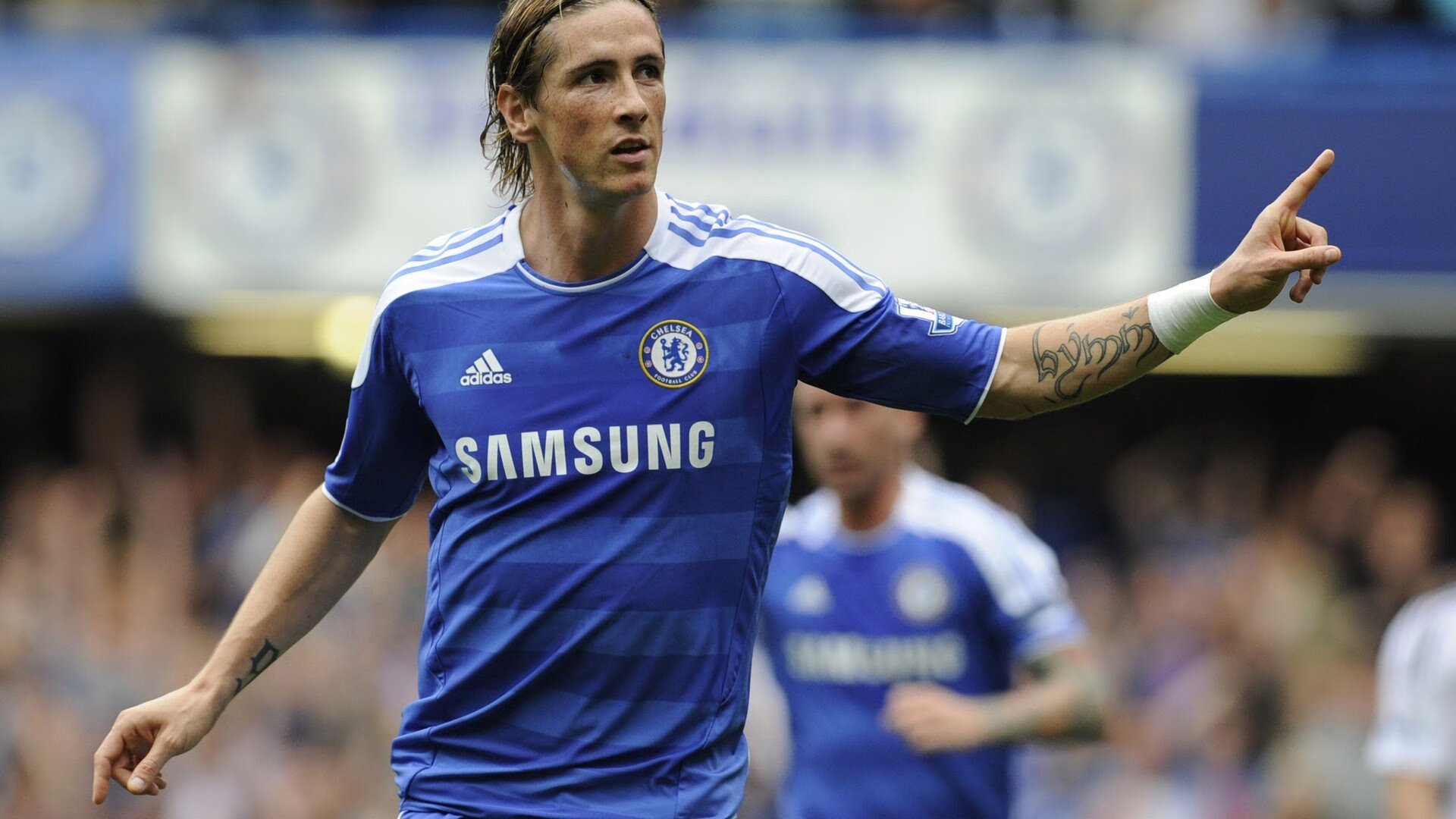 从曼谷奇迹到巴黎统治，体育叙事中的唯一性瞬间