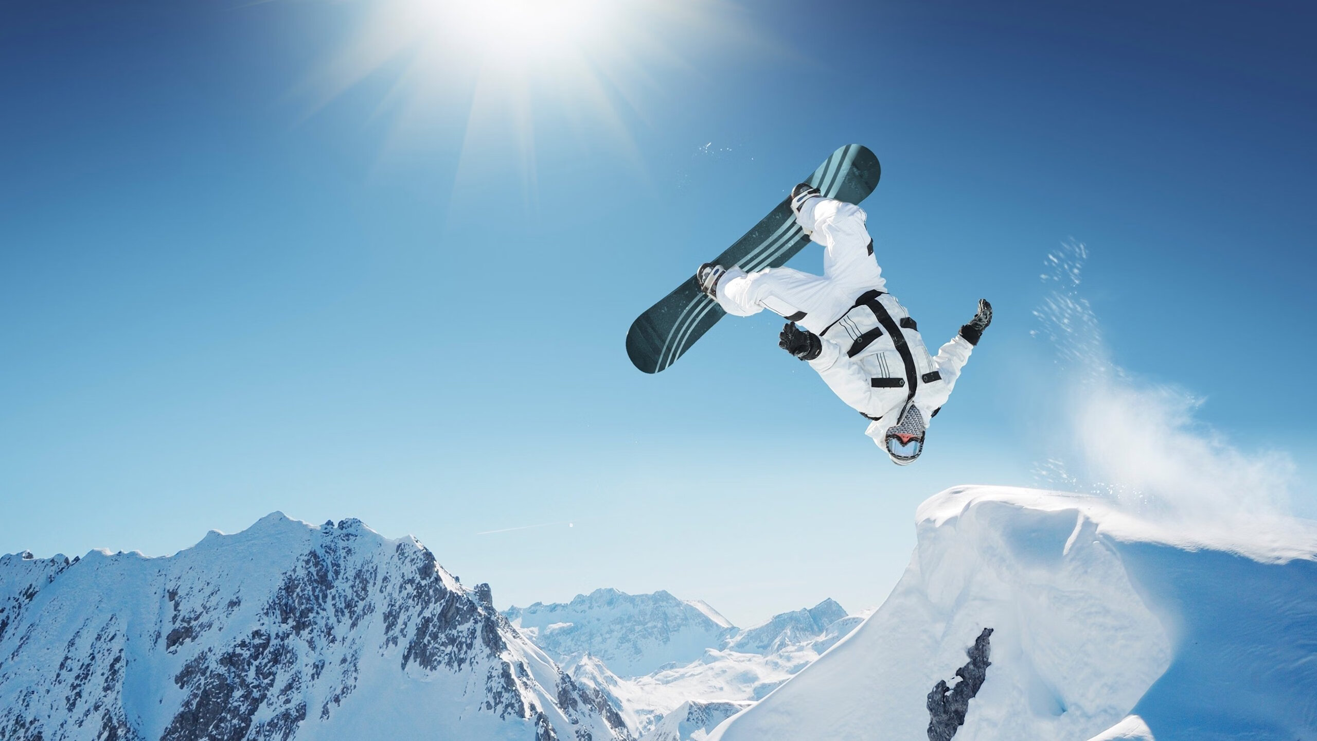 新秩序崛起，红牛二队战术完胜威廉姆斯，诺里斯领军定义新一代胜利方程式